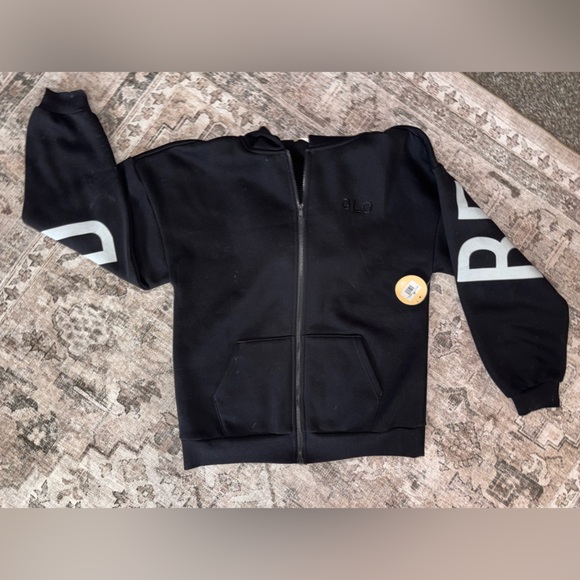 GLO “REDEEMED” essential zip up hoodie - Picture 4 of 7